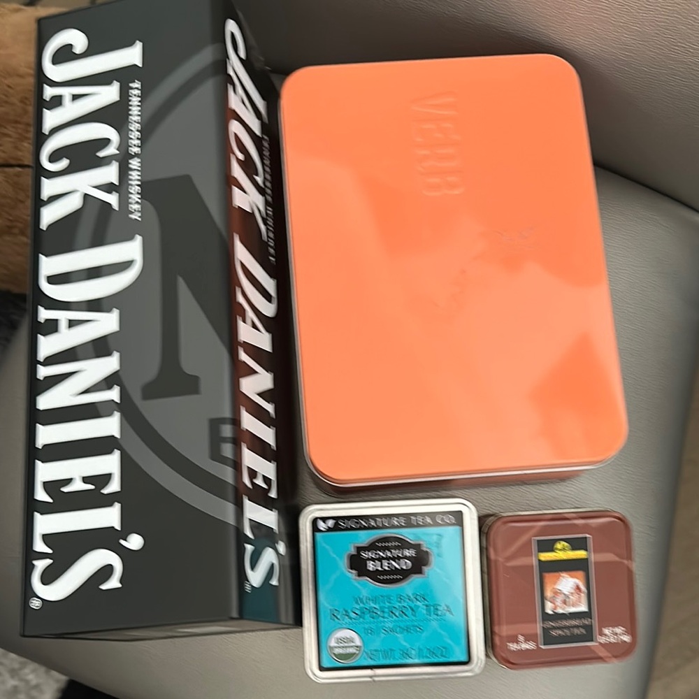 Bundle of 4 Tins: Jack Daniel's, 2 Tea & VERB